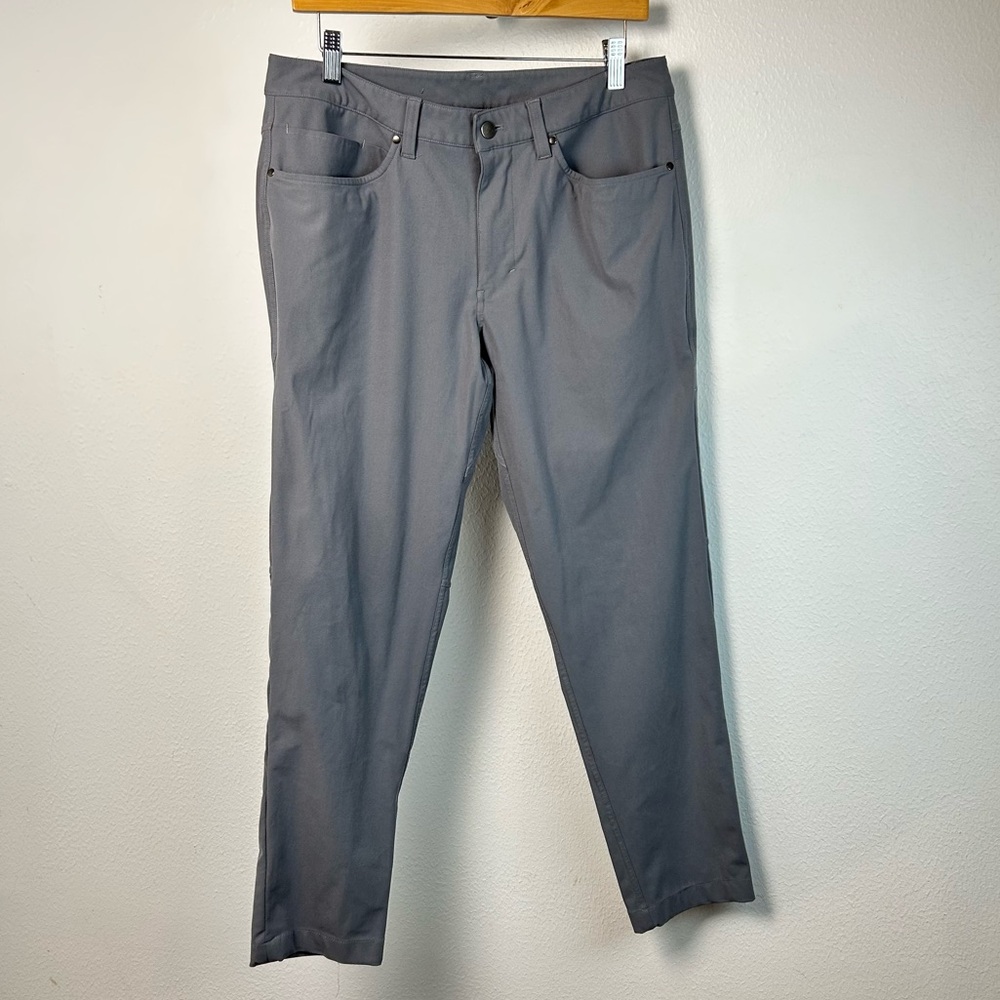 Lululemon city sleek gray pants, size 32 like new